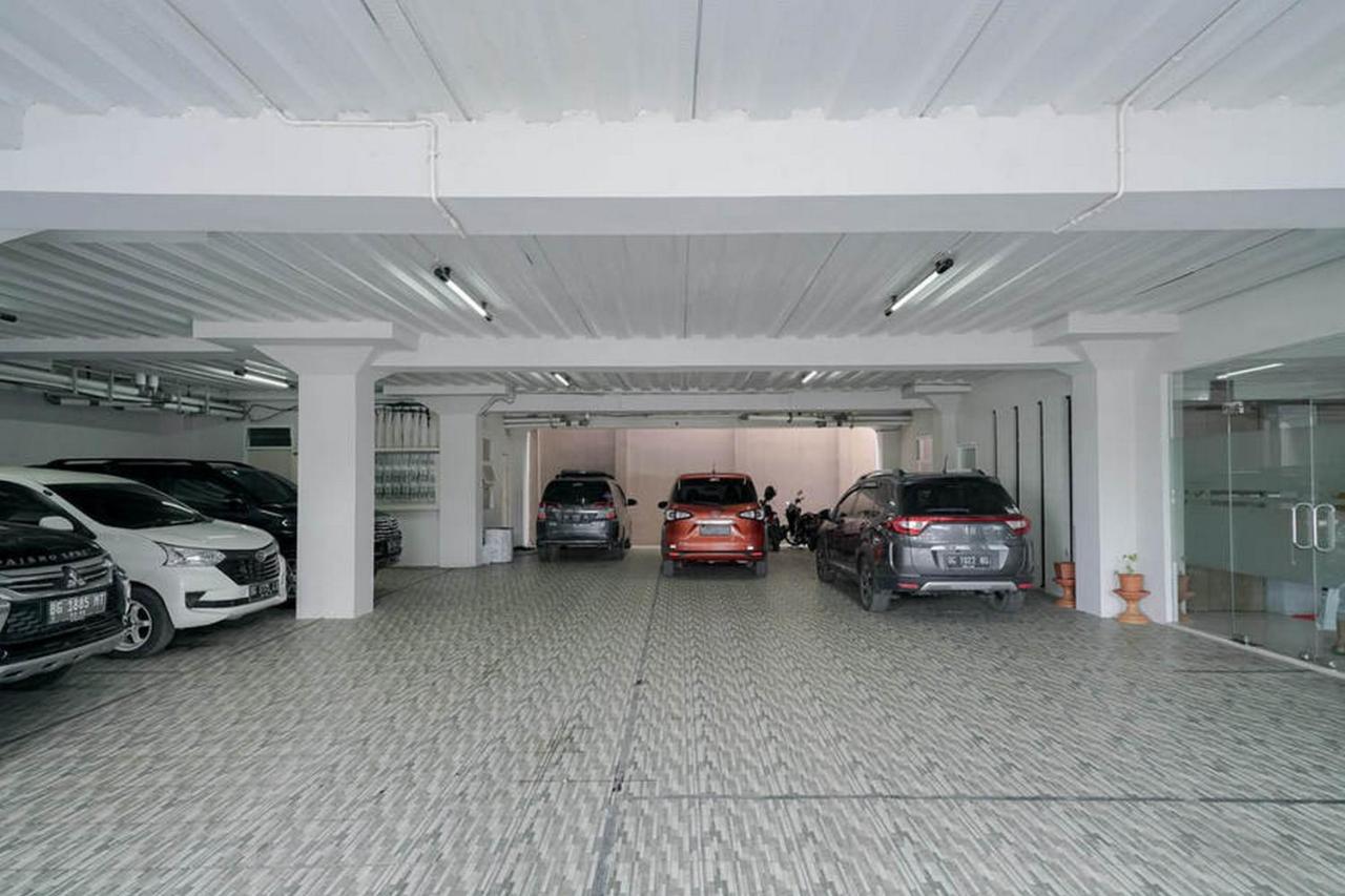 Urbanview Hotel Bari Syariah Palembang By Reddoorz Dış mekan fotoğraf