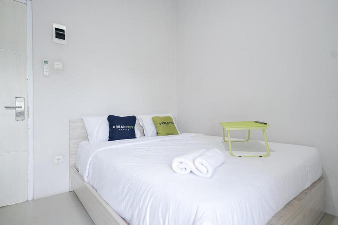 Urbanview Hotel Bari Syariah Palembang By Reddoorz Dış mekan fotoğraf
