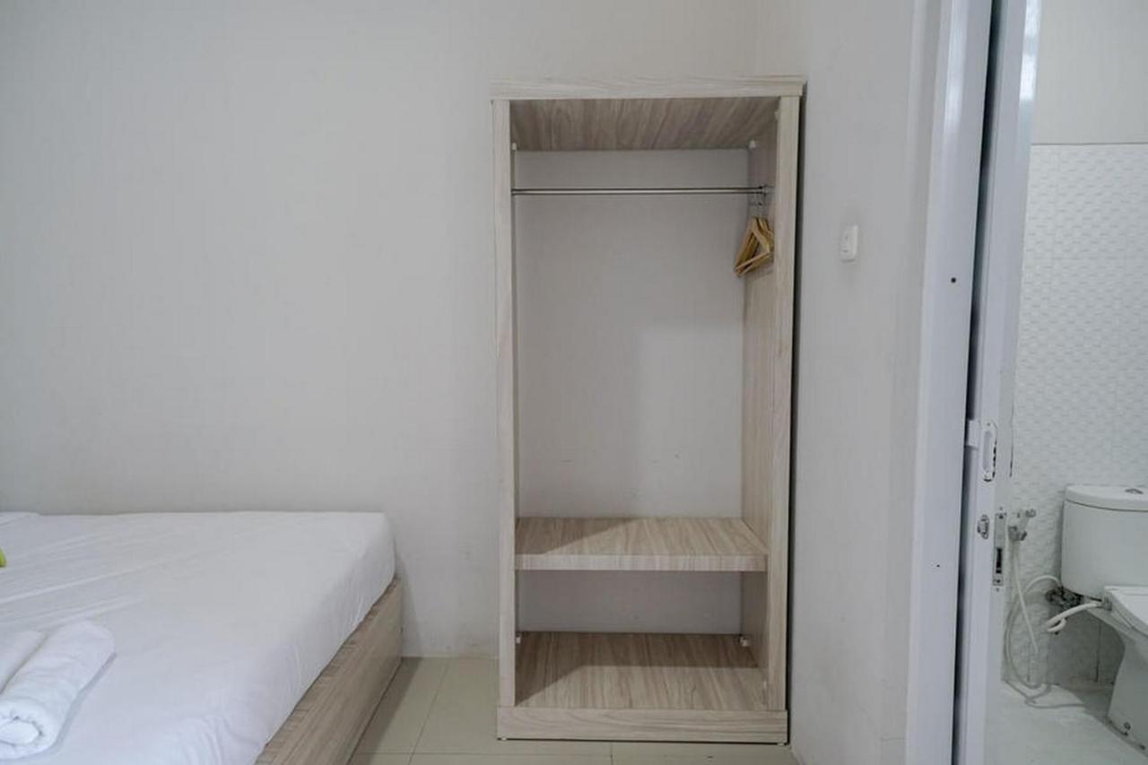 Urbanview Hotel Bari Syariah Palembang By Reddoorz Dış mekan fotoğraf